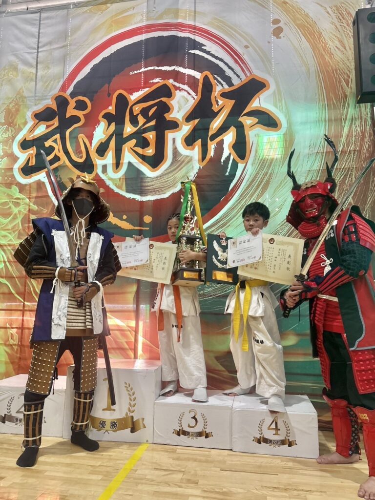 武将杯全日本空手道選手権大会

2026年10月11日（東京都）
　
小学3年女子
　３位　神田澪愛

小学5年男子
　４位　神田蓮生